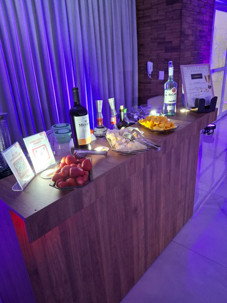 Buffet de finger foods e petiscos