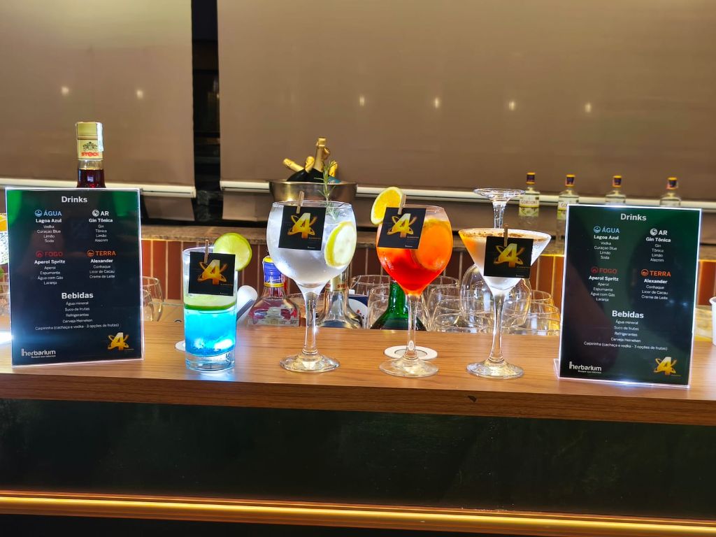 Drinks autorais com cardápio personalizado